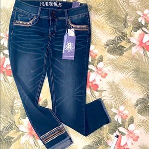 🌺SOLD🌺 Hydraulic Bailey LowRise Crop Skinny NWTO